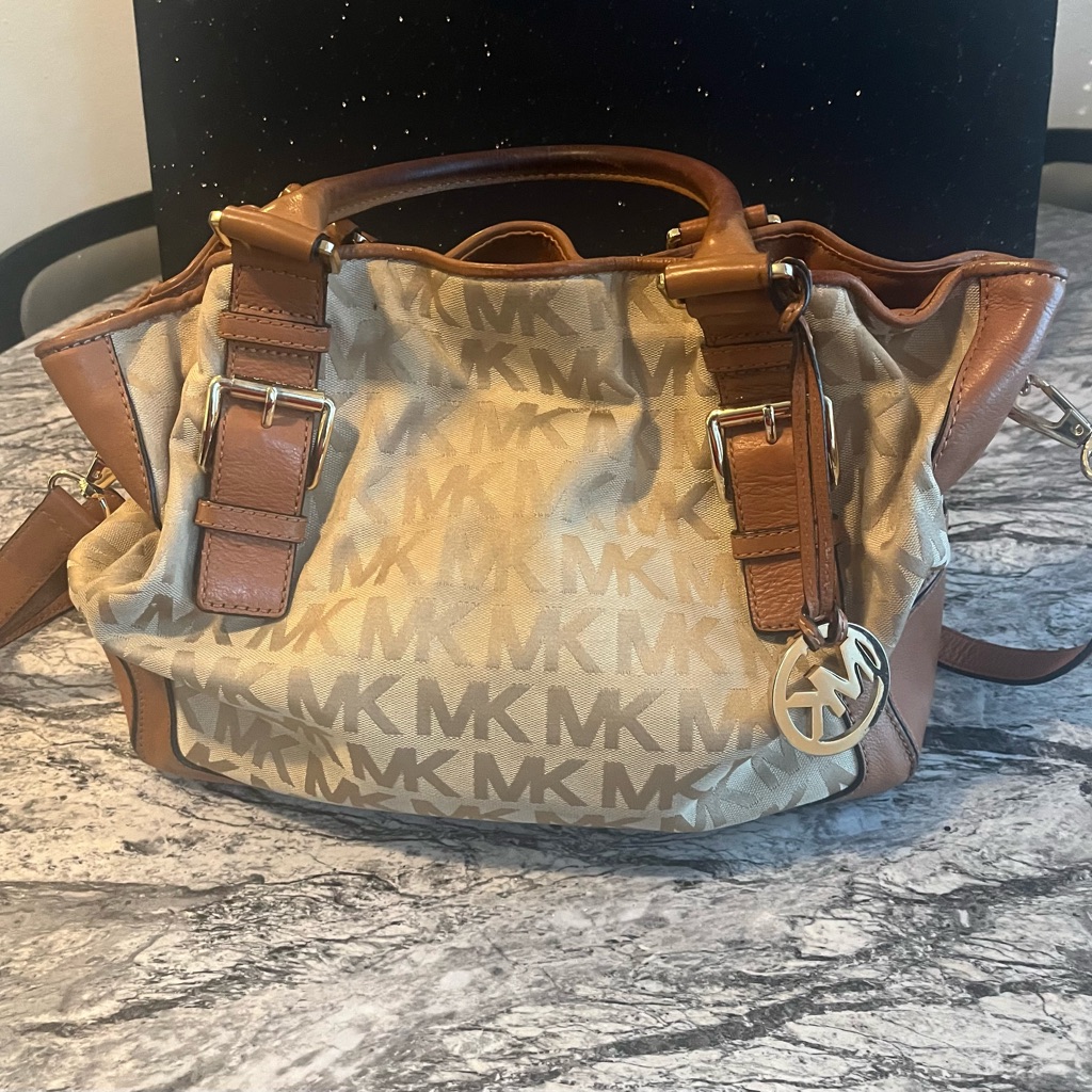 Michael Kors Signature Tan And Brown Messenger Bag